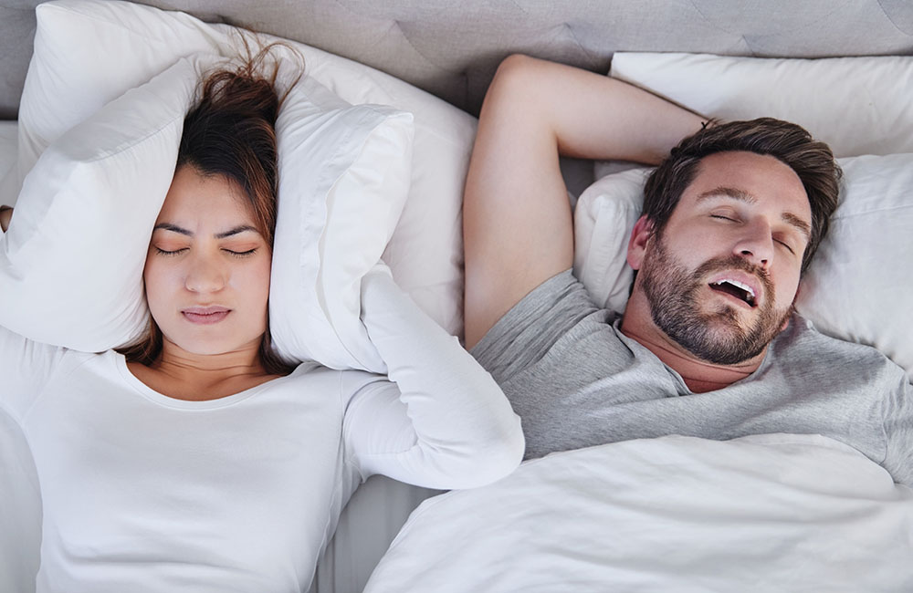 Symbolfoto Schnarchen - © Delcio Fernandespeopleimages.com - stock.adobe.com